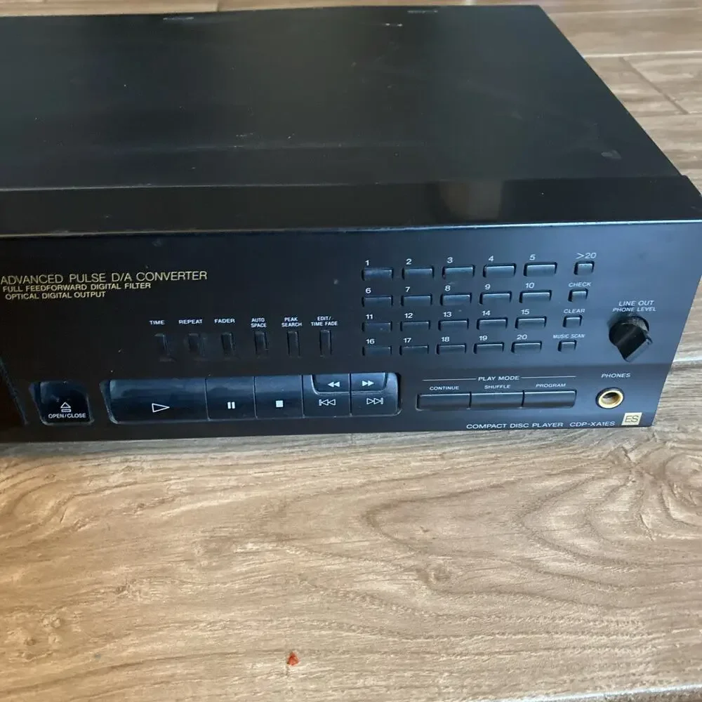 Vintage Sony Compact Disc CD Player CDP-XA1ES Parts Not Working - Disc Error